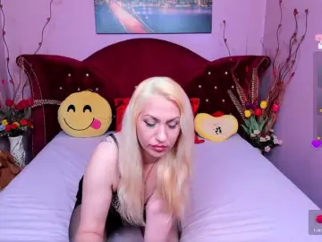 Bongacams Adult Video Chat of Sensualass77