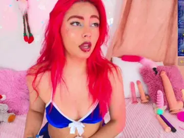 Bongacams Adult Webcams of CloeeLovee