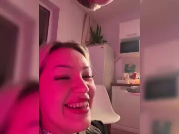 Bongacams Watch Live Sex Cams of James-Eva0