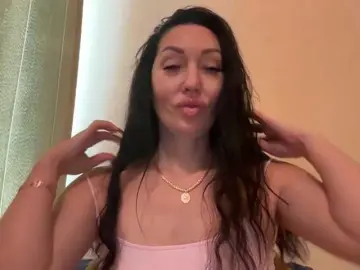 Bongacams Best Webcam of KorolevaQween000