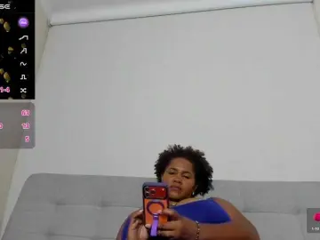 Bongacams Free Porn Cam of AliciaMilf