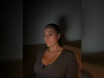 Bongacams Adult Webcam of QWEENII