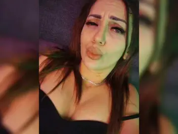 Bongacams Private Sex Chat of SexyKitty75-1