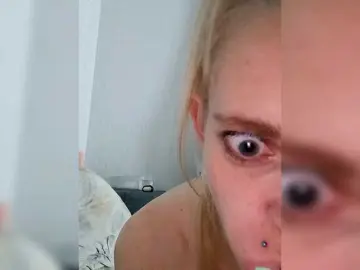 Bongacams Best live sex cam show of AstahichAlena