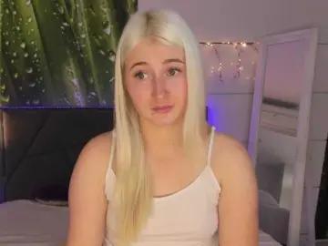 Bongacams Free Live Porn of HollyTaillor