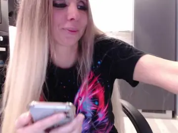 Bongacams Free Live Porn of blondalina