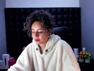 Bongacams Free Porn Cam of tinylove