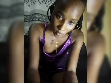 Bongacams Adult Webcam of Littleslutdiva