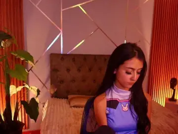 Bongacams Watch Live Sex Cams of Coraliinee