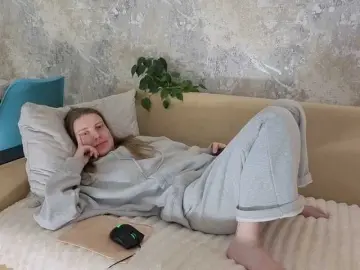 Bongacams Free Porn Cam of Incredible123