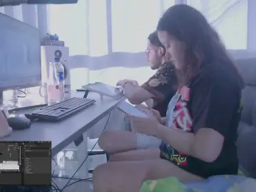 Bongacams Watch Live Sex Cams of daya-and-dan