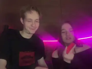 Bongacams Private Sex Chat of titsDestroy2007