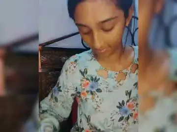 Bongacams Sex Cam of AlinaPopy