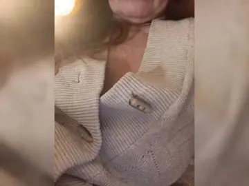 Bongacams Adult Video Chat of HelenBerg