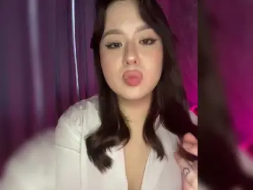 Bongacams Nude Webcam of CateLong