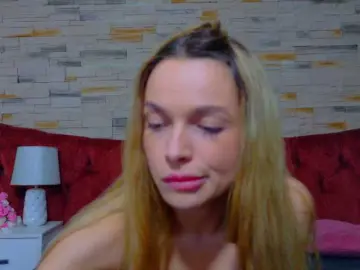 Bongacams Private Sex Chat of LannaSkyy