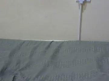 Bongacams Live Sex Cam of Slimpussyy