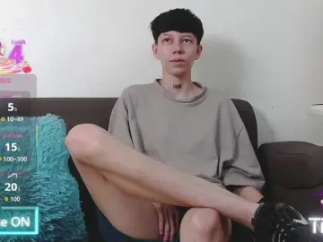 Bongacams Free Porn Cam of LiamBrown09