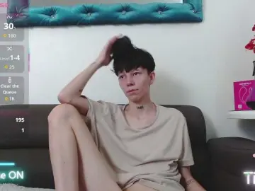 Bongacams Live Sex Cam of LiamBrown09