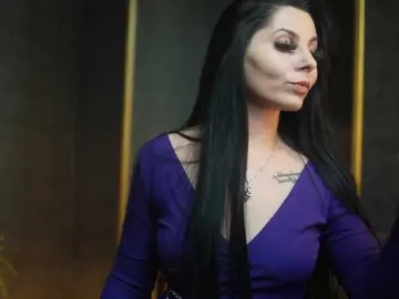 Bongacams Live Sex Cam of GiaEasyIce