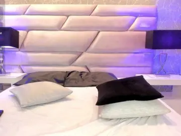 Bongacams Sex Cam of OrianaSimons