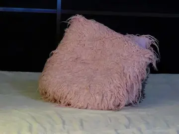 Bongacams Watch Live Sex Cams of AngelaDestiny