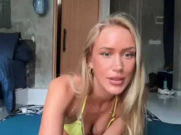 Bongacams Best live sex cam show of livslifee