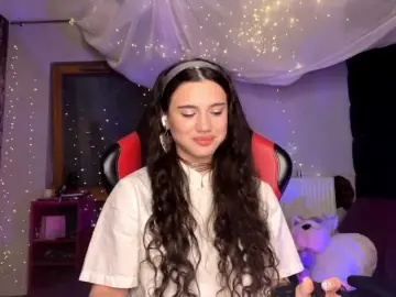 Bongacams Watch Live Sex Cams of TenishaSchanz