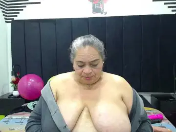 Bongacams Live Sex of VickyBoobss