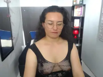 Bongacams Adult Webcams of koral-purple