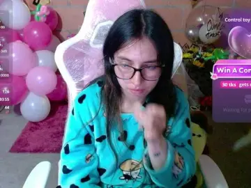 Bongacams Nude Webcam of Maggie-Fox