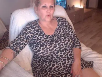 Bongacams Adult Webcam of DivineBlond