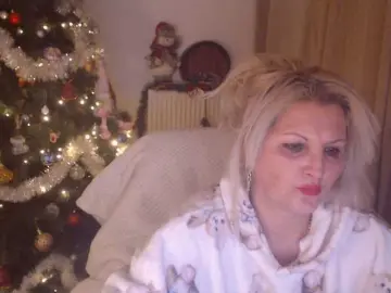 Bongacams Best live sex cam show of DivineBlond