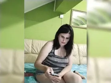 Bongacams Watch Live Sex Cams of milf44milf