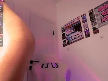 Bongacams Free Porn Cam of -naomisweet-