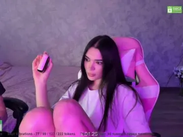 Bongacams Free Porn Cam of CoupleOnFire