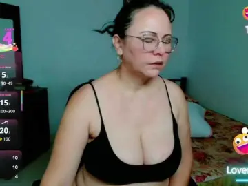 Bongacams Watch Live Sex Cams of LilyBenet1