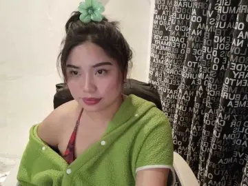 Bongacams Private Sex Chat of Meomi25