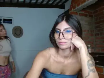 Bongacams Free Porn Cam of millyxnicoll1