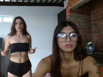 Bongacams Watch Live Sex Cams of millyxnicoll1