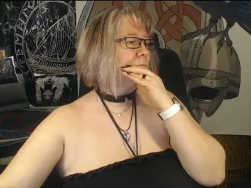 Bongacams Free Porn Cam of 90dTitten