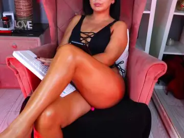 Bongacams Sex Chat of AQueenMonica