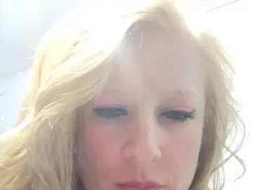 Bongacams Nude Webcam of AliceC4t01