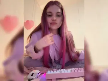 Bongacams Watch Live Sex Cams of c4ssie