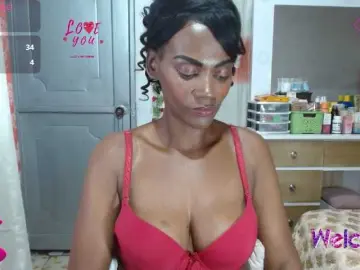 Bongacams Live Sex Cam of alice-pussi