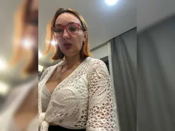 Bongacams Best live sex cam show of Pink-Lips