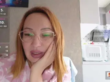 Bongacams Free Porn Cam of Pink-Lips