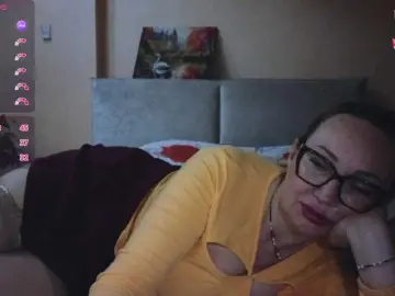 Bongacams Private Sex Chat of Pink-Lips