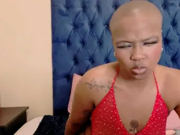 Bongacams Free Porn Cam of QueenKarmaX