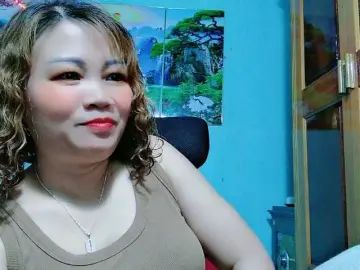 Bongacams Sex Cam of Linhanhsex2k